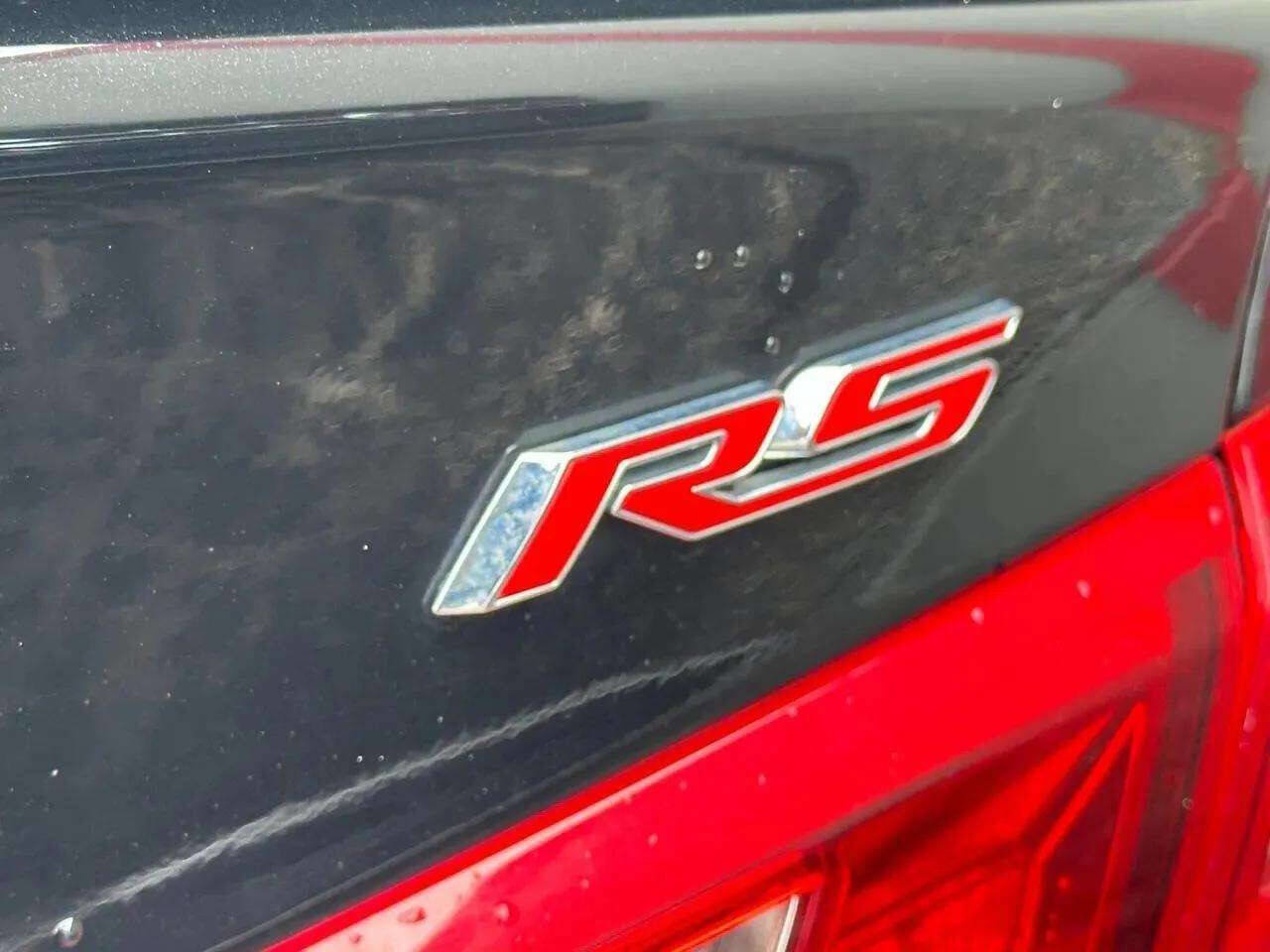 Used 2019 Chevrolet Malibu RS image 31