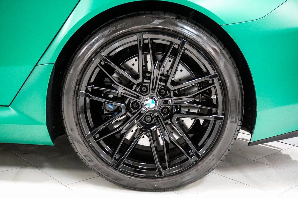 Used 2025 BMW M5 w/ Carbon Package image 11