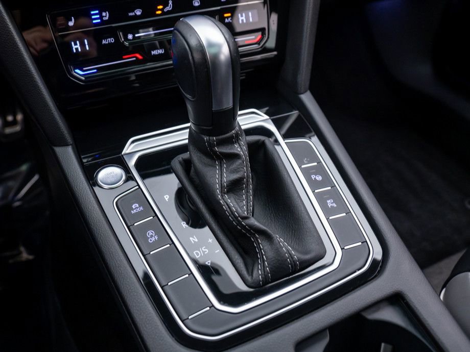 Used 2021 Volkswagen Arteon SEL Premium image 29