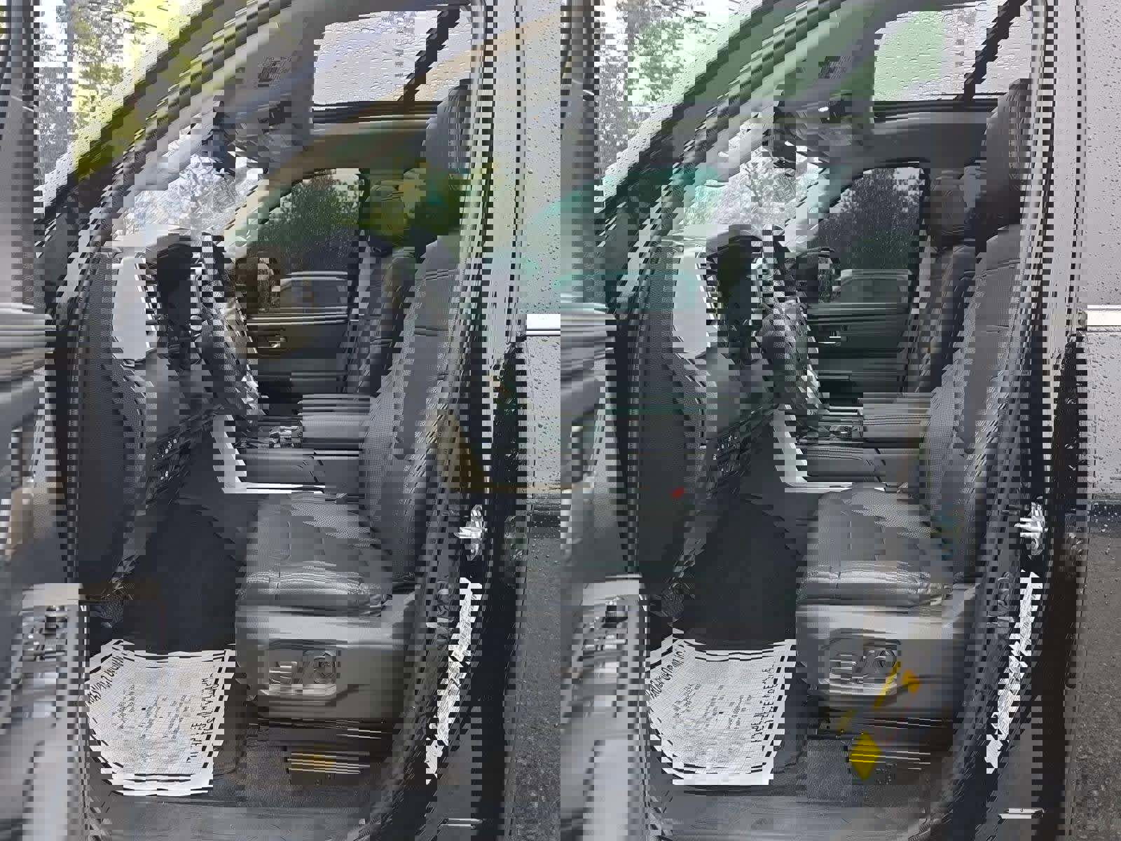 Used 2023 Toyota Tundra Limited image 6