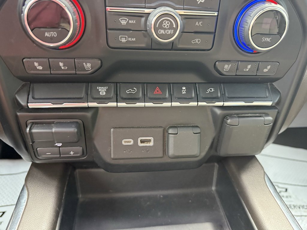 Certified 2022 Chevrolet Silverado 3500 LTZ w/ LTZ Convenience Package image 34