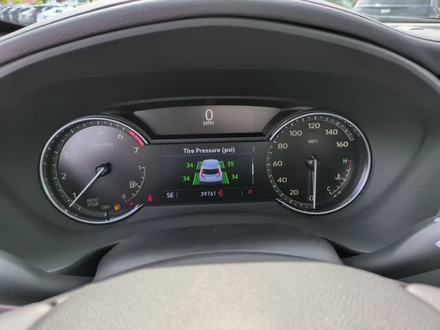 Certified 2022 Cadillac XT4 Luxury w/ Cold Weather Package FWD image 20