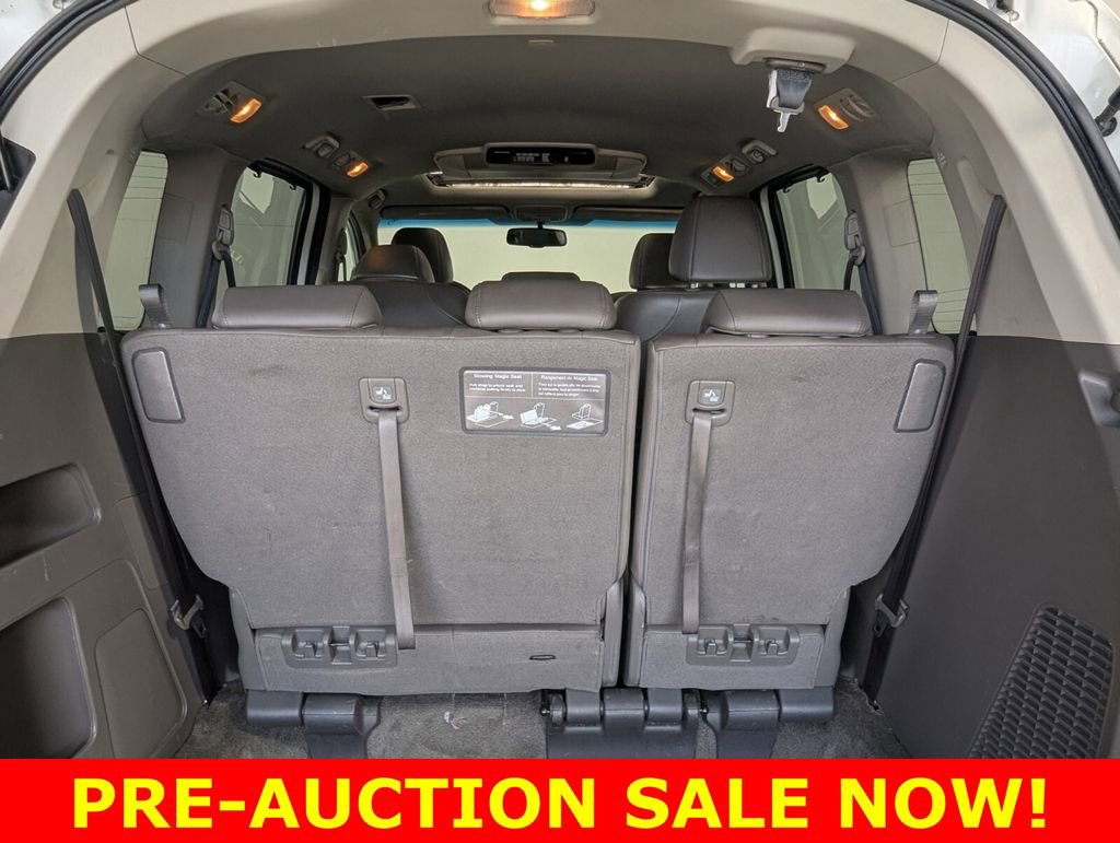 Used 2012 Honda Odyssey Touring image 25
