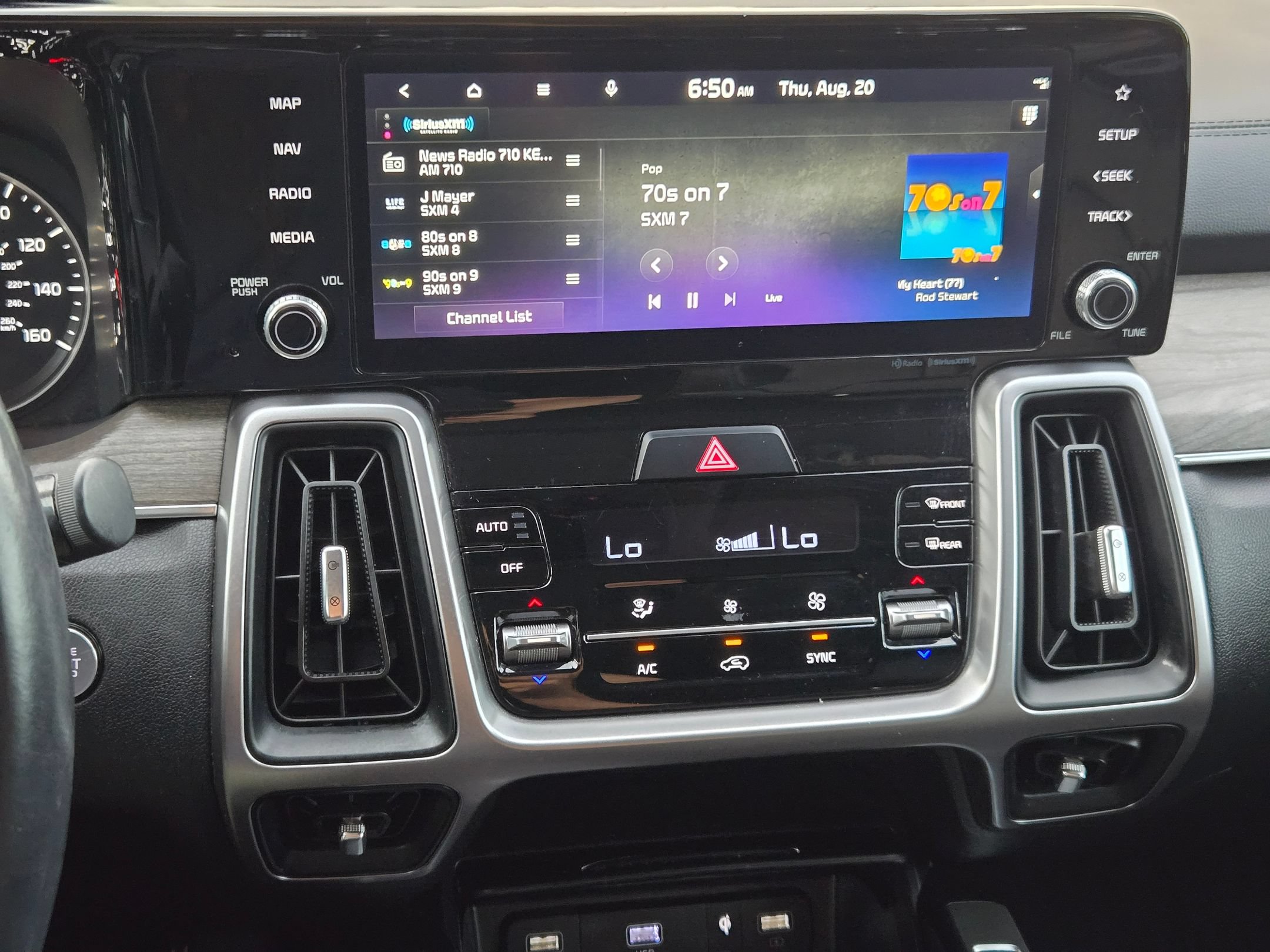 Used 2023 Kia Sorento X-Line EX AWD/4WD image 32