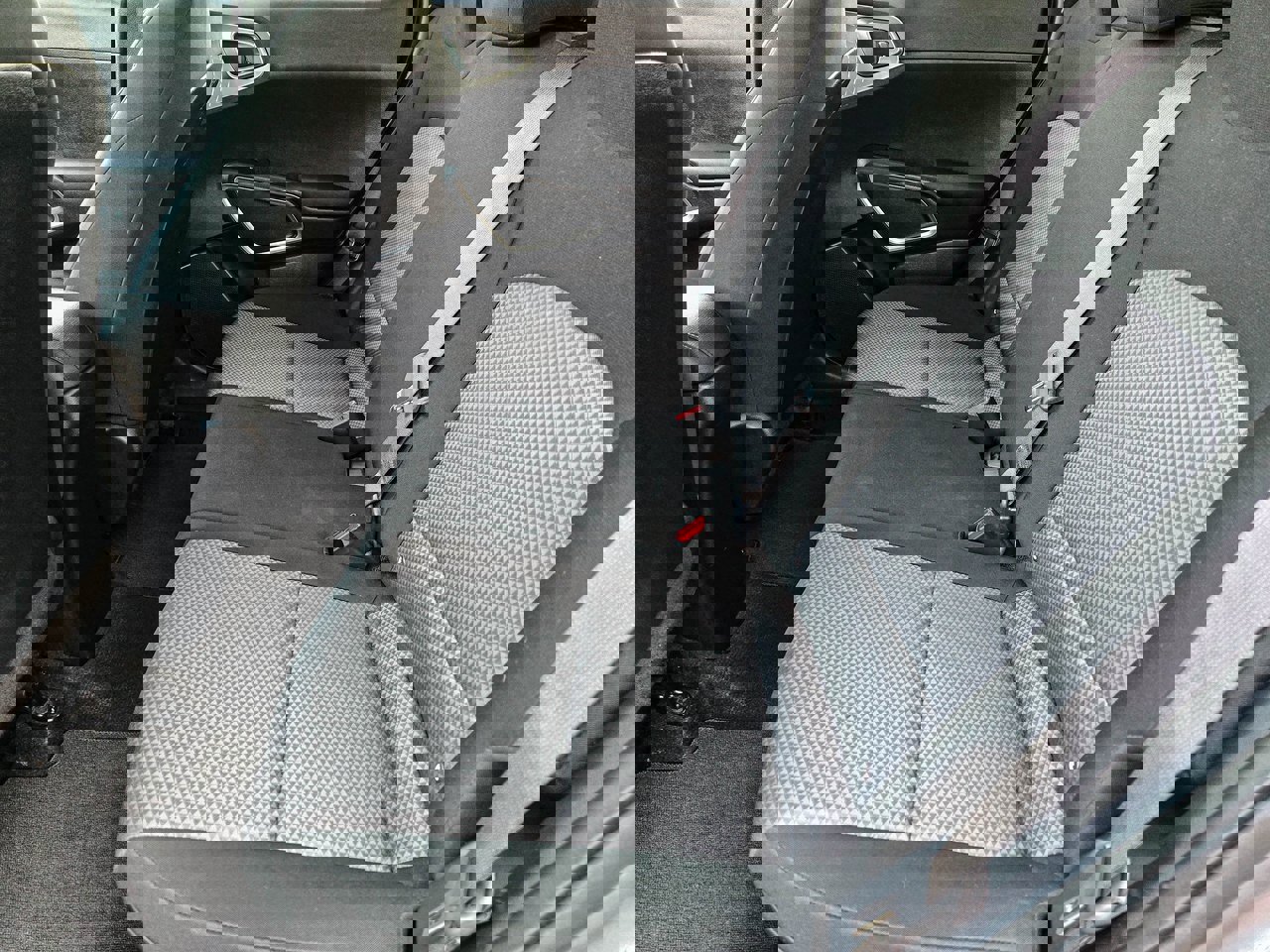 Used 2024 Kia Soul LX w/ Option Group 015 image 28