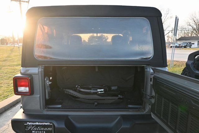 Used 2020 Jeep Wrangler Sport image 21
