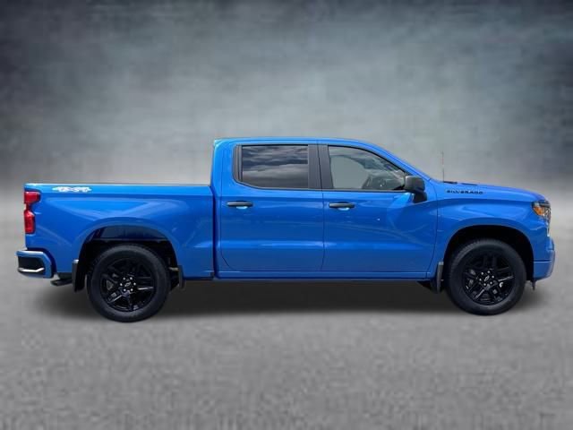 New 2025 Chevrolet Silverado 1500 Custom w/ LPO, Dark Essentials Package AWD/4WD image 4