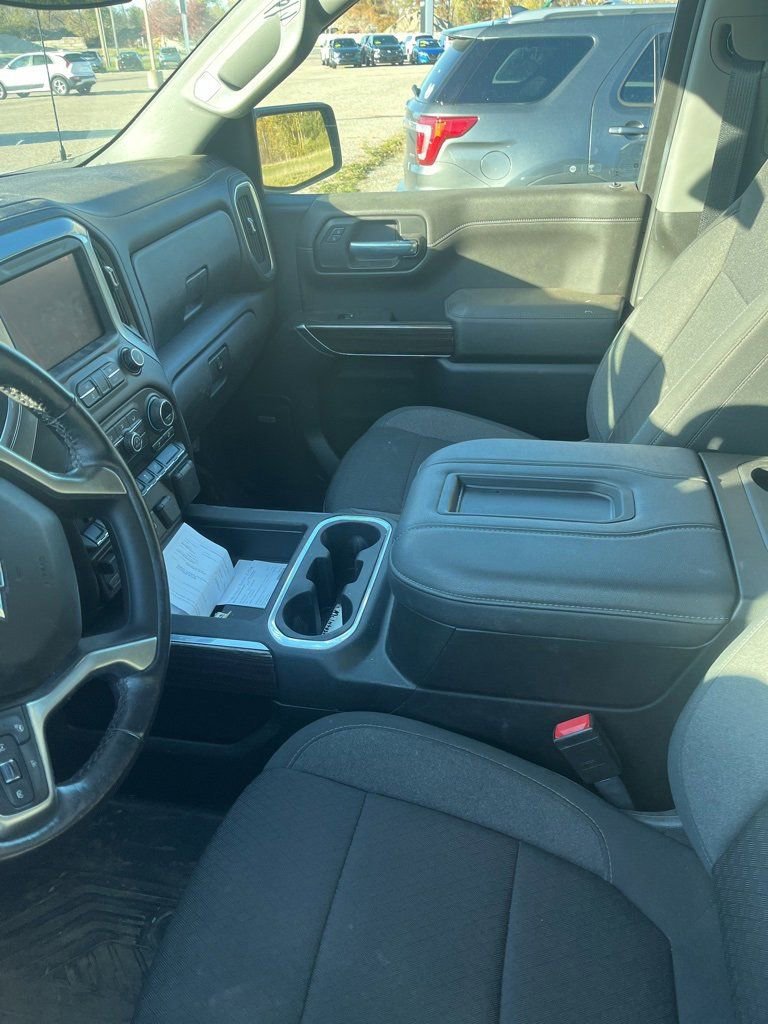 Used 2021 Chevrolet Silverado 1500 LT Trail Boss w/ Convenience Package II image 10