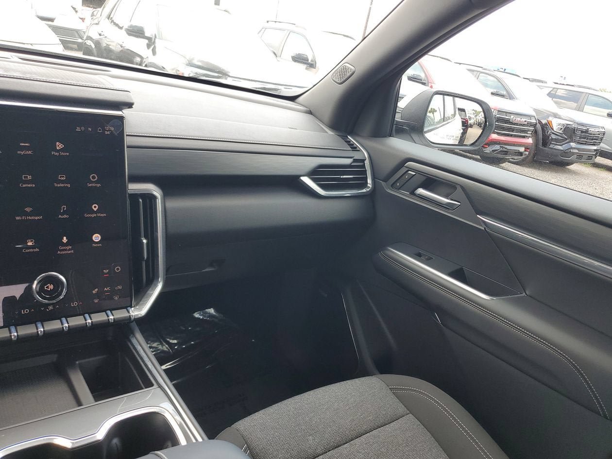 New 2026 GMC Acadia Elevation w/ Black Edition FWD image 15