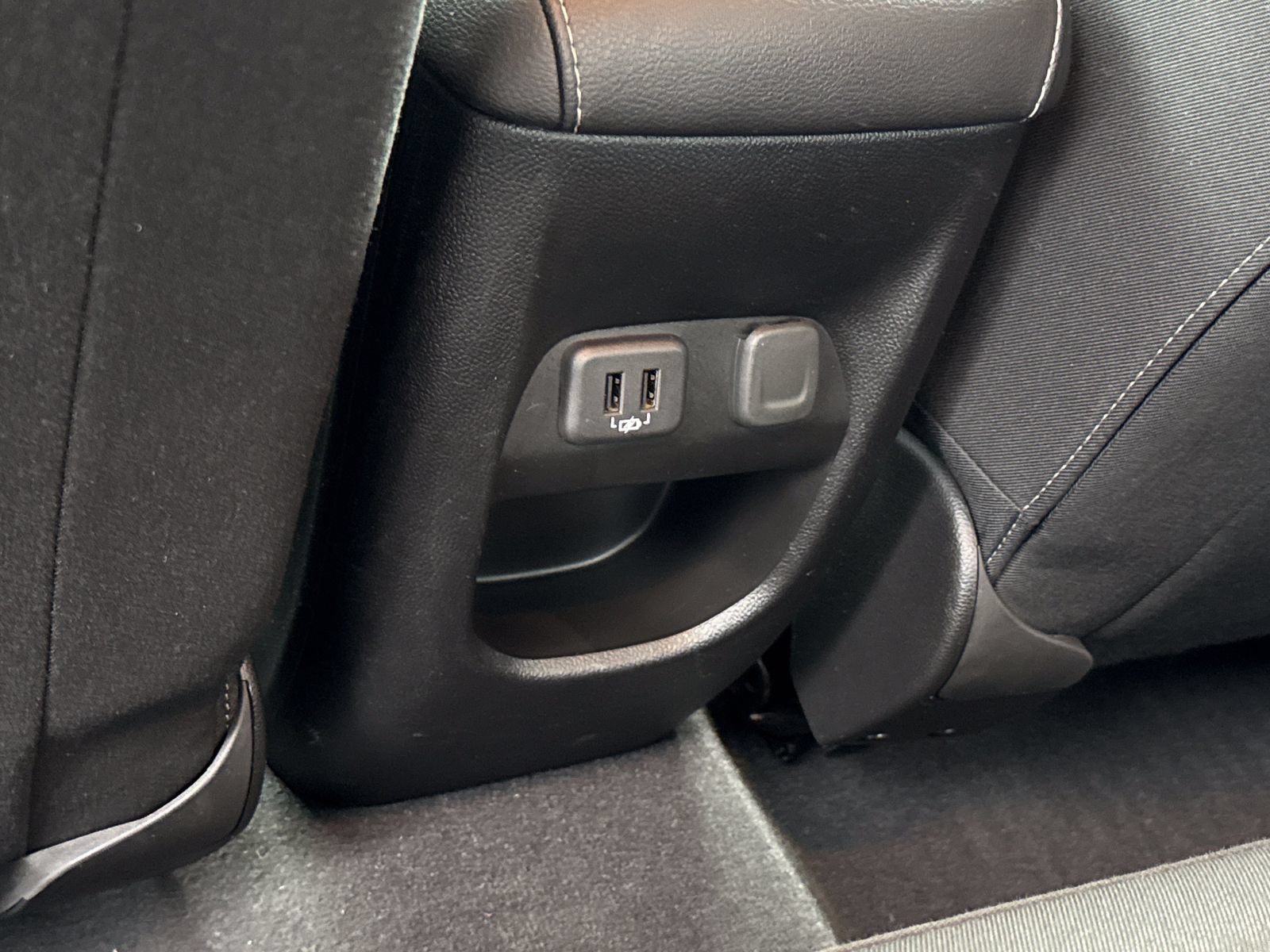 Used 2019 Chevrolet Colorado LT RWD image 11