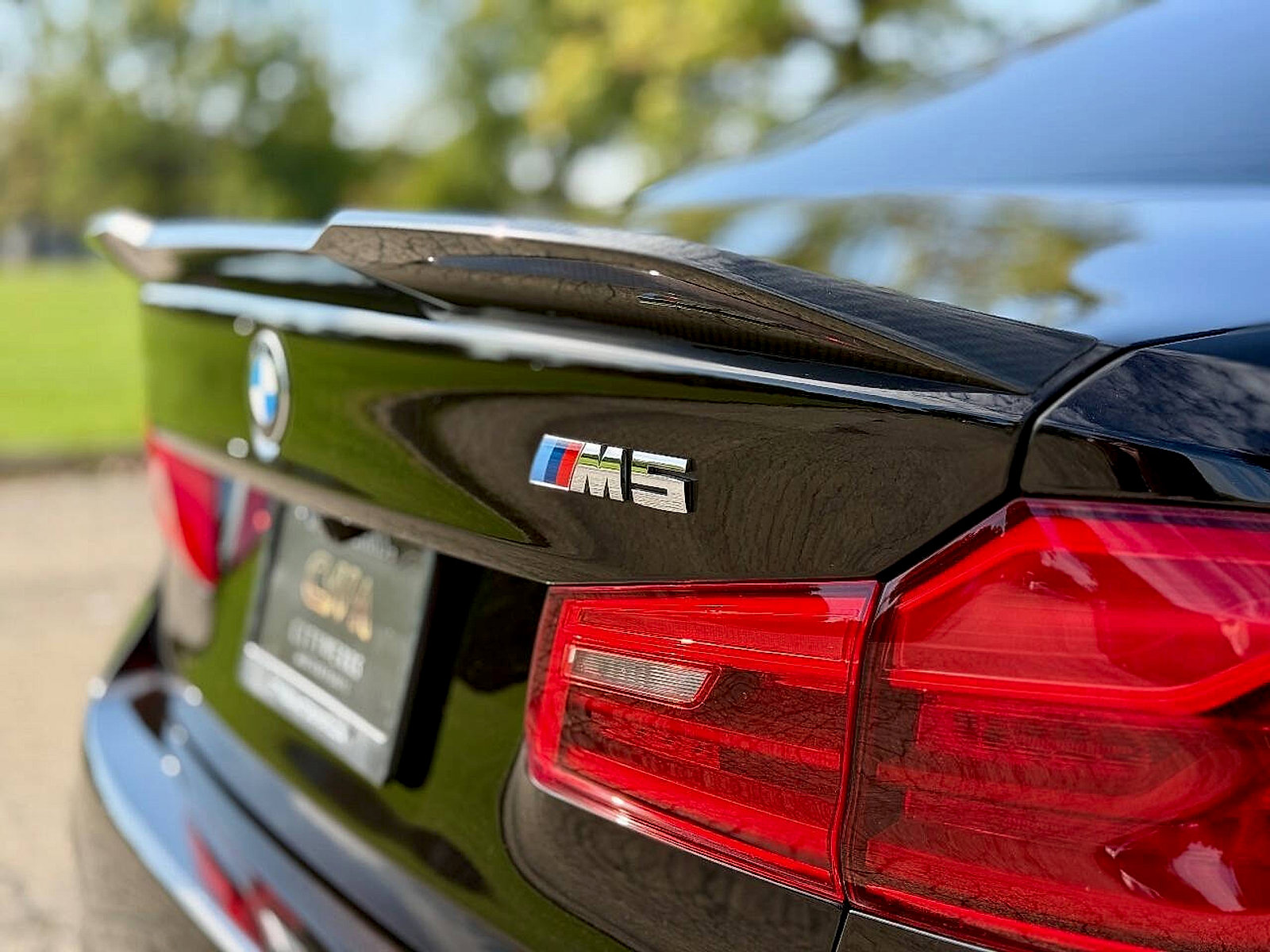 Used 2019 BMW M5 w/ Executive Package image 15