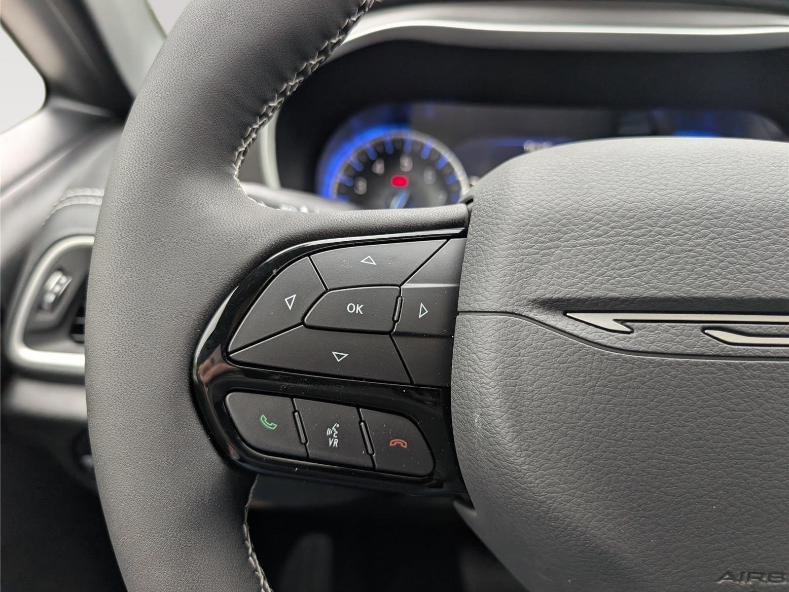 New 2027 Chrysler Pacifica Limited FWD image 21