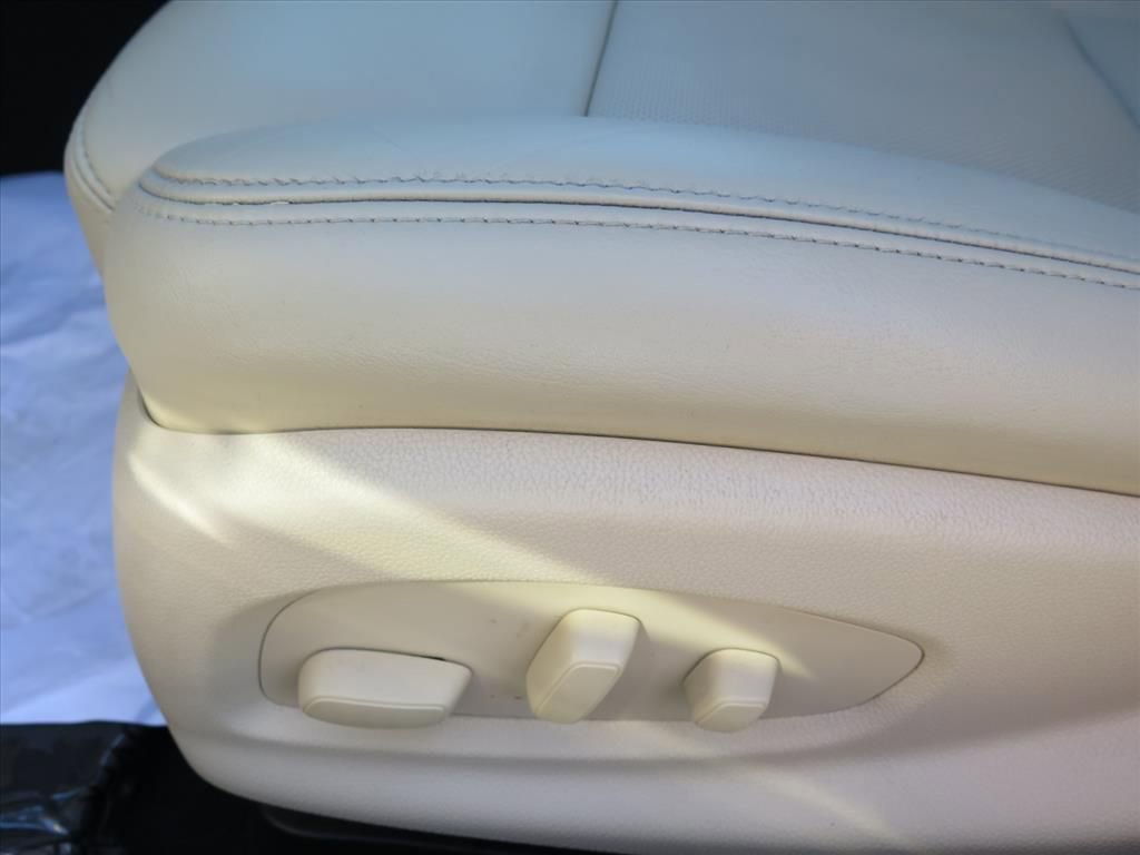 Used 2019 Cadillac CTS Luxury image 11