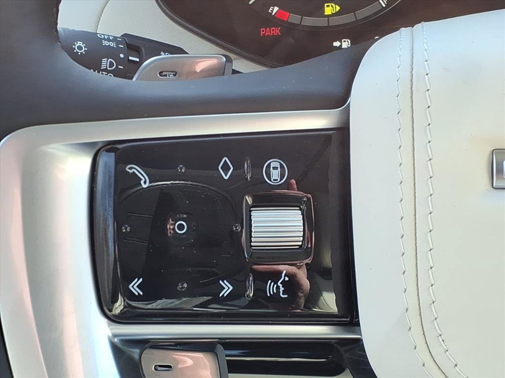 New 2026 Land Rover Range Rover Autobiography image 14