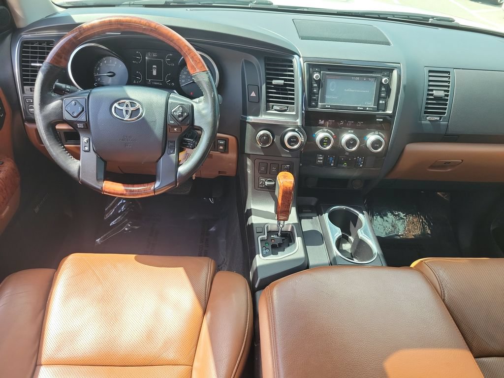 Used 2018 Toyota Sequoia Platinum AWD/4WD image 27