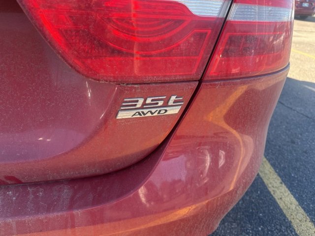 Used 2017 Jaguar XE R-Sport image 8