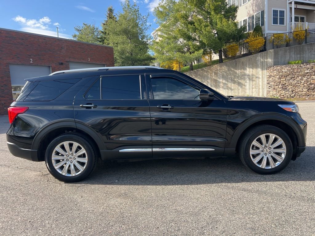 Used 2022 Ford Explorer Limited w/ Equipment Group 301A AWD/4WD image 7