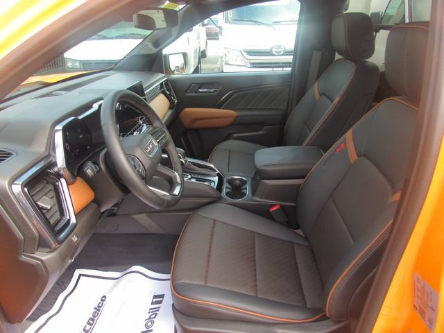 Certified 2025 GMC Canyon AT4 w/ Technology Plus Package AWD/4WD image 15