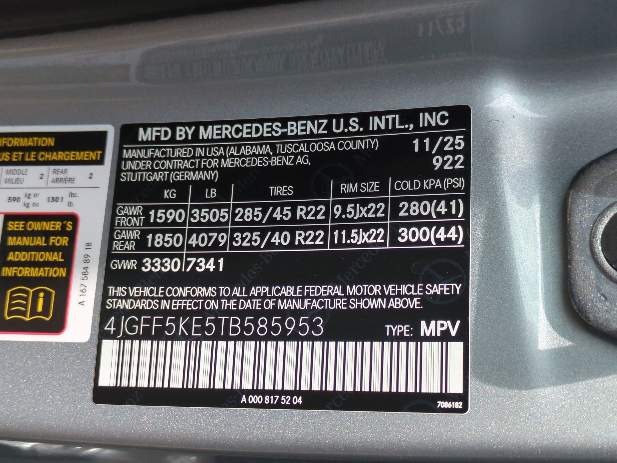 Certified 2026 Mercedes-Benz GLS 450 4MATIC image 40