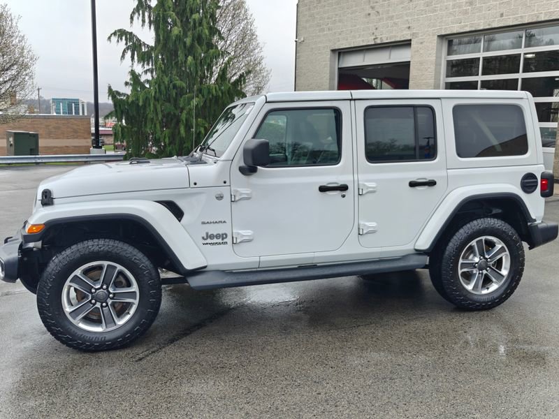 Used 2019 Jeep Wrangler Unlimited Sahara AWD/4WD image 8