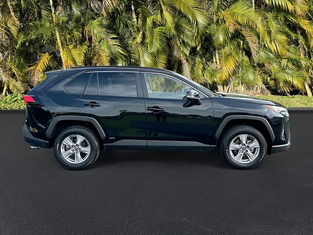 Used 2025 Toyota RAV4 XLE AWD/4WD image 4