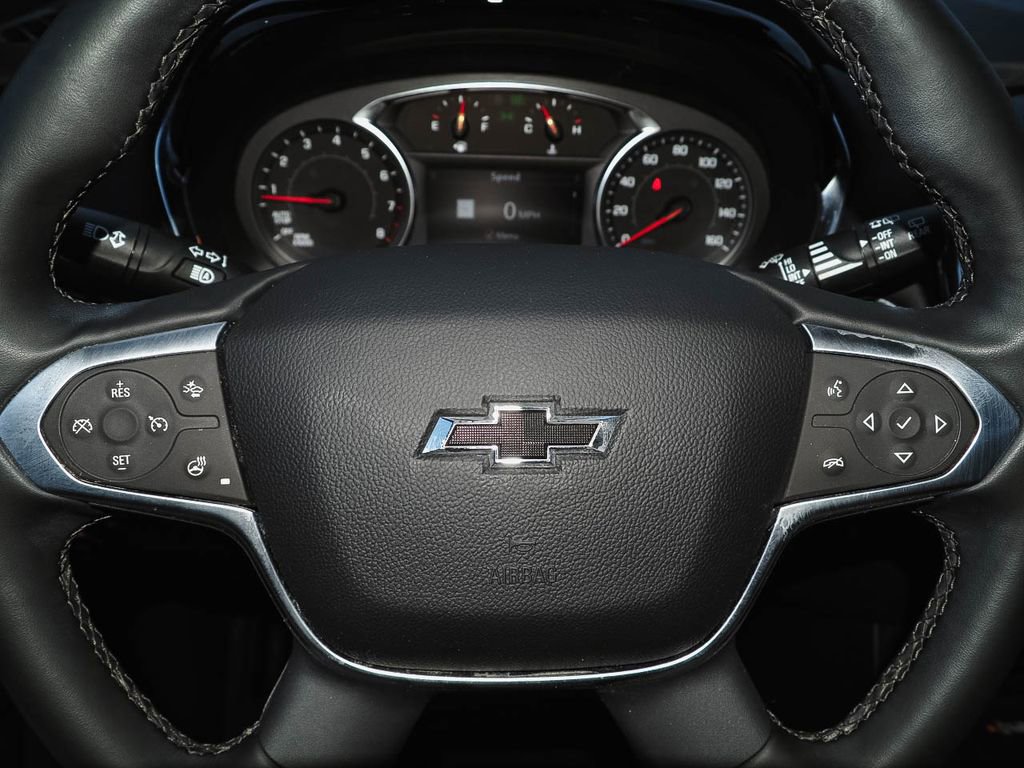 Used 2023 Chevrolet Traverse RS image 32