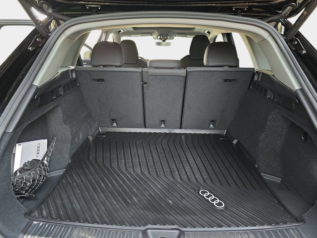Used 2025 Audi Q5 Prestige AWD/4WD image 14