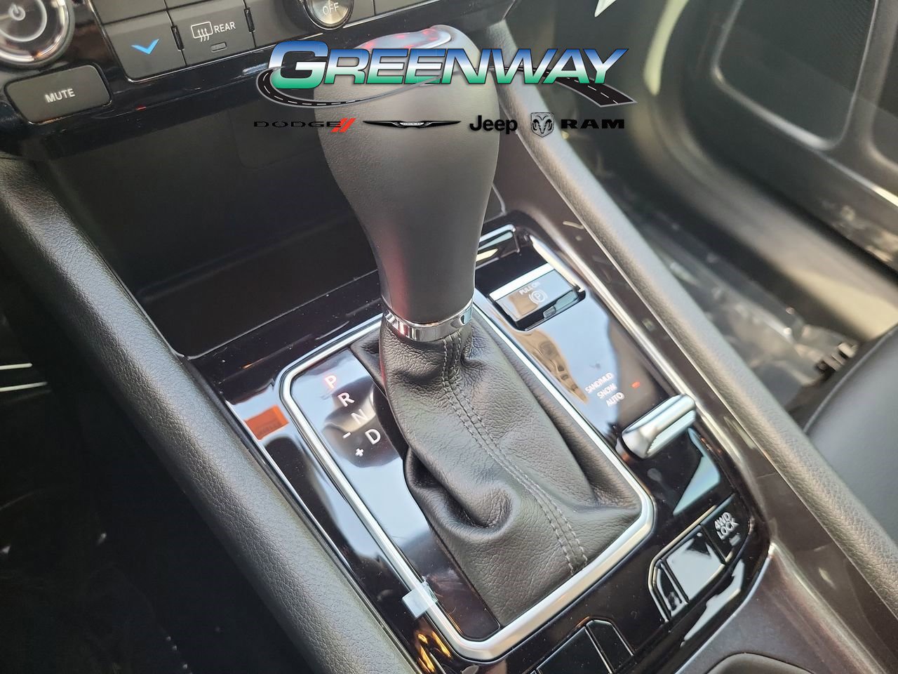 New 2026 Jeep Compass Latitude image 29