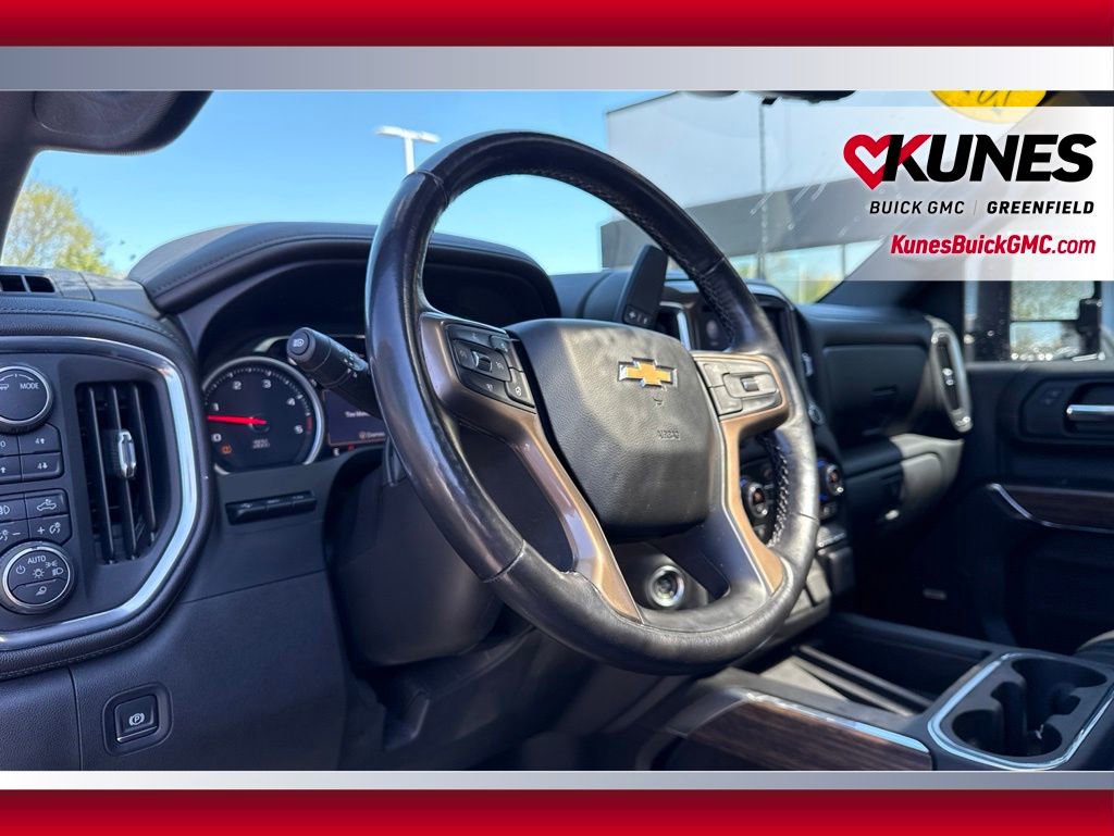 Used 2020 Chevrolet Silverado 2500 High Country w/ Technology Package AWD/4WD image 14