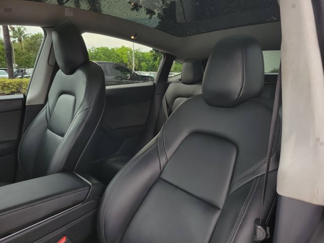 Used 2020 Tesla Model Y Long Range AWD/4WD image 21