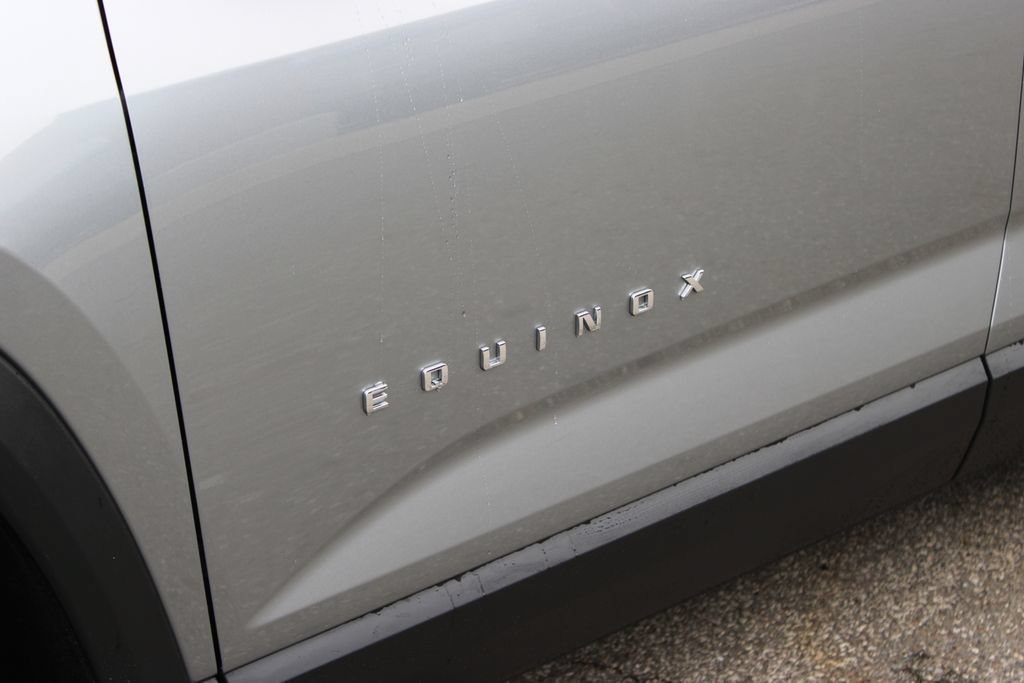 New 2027 Chevrolet Equinox LT w/ Convenience Package II AWD/4WD image 9