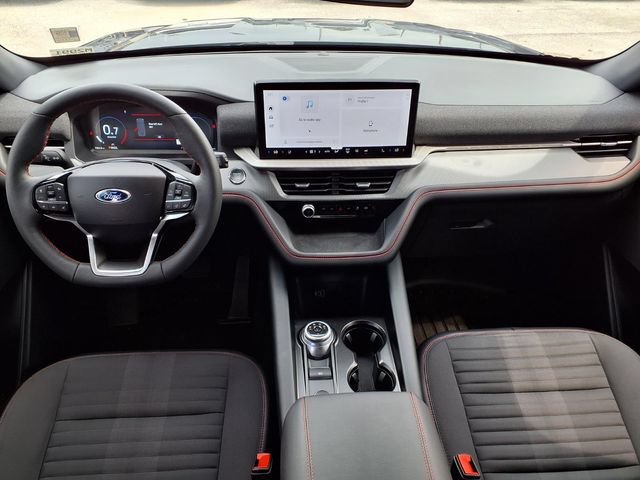 Used 2026 Ford Explorer ST-Line w/ ST-Line Street Pack RWD image 11