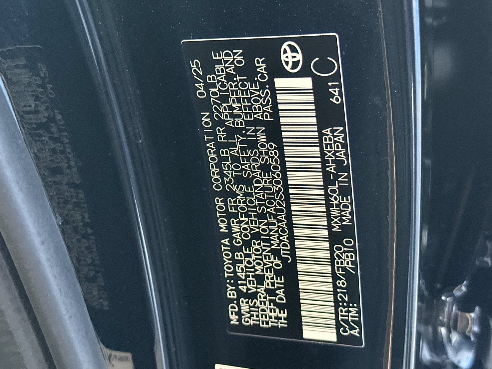 Used 2025 Toyota Prius LE FWD image 28
