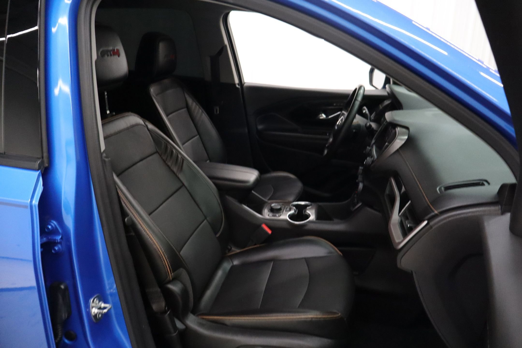 Used 2024 GMC Terrain AT4 w/ Tech Package image 30