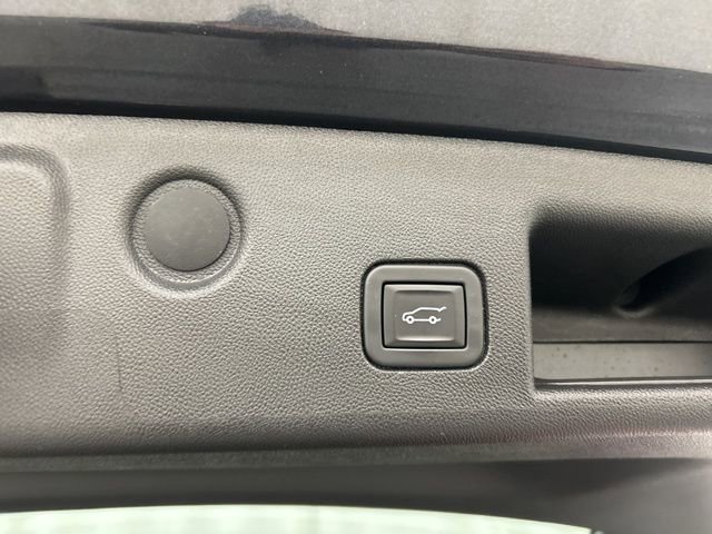 Used 2023 Chevrolet Equinox RS image 29