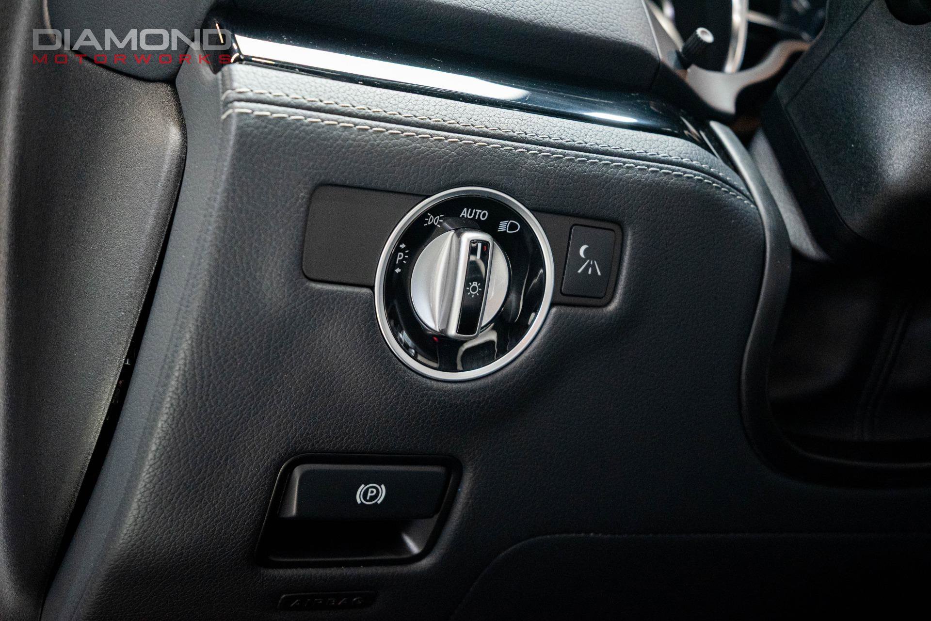 Used 2015 Mercedes-Benz SL 550 image 97