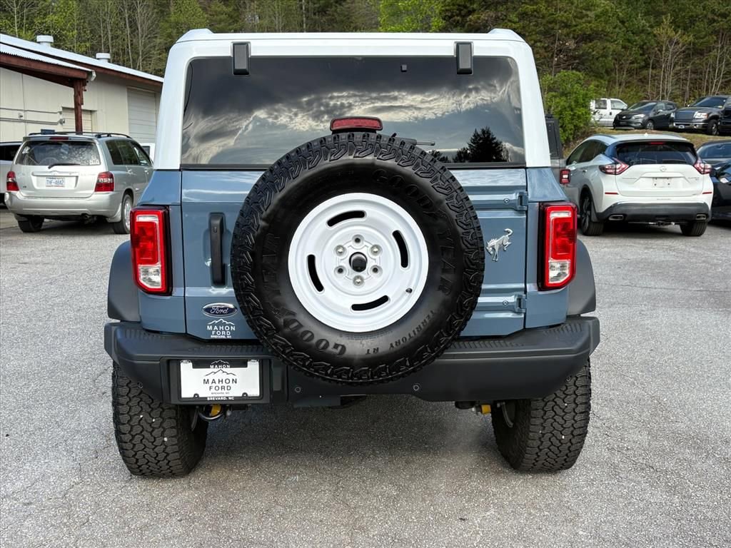 Used 2025 Ford Bronco Heritage Edition AWD/4WD image 4