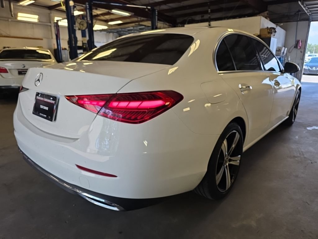 Used 2022 Mercedes-Benz C 300 Sedan image 3