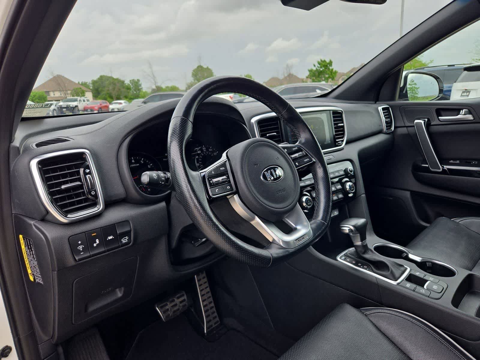 Used 2020 Kia Sportage SX FWD image 2