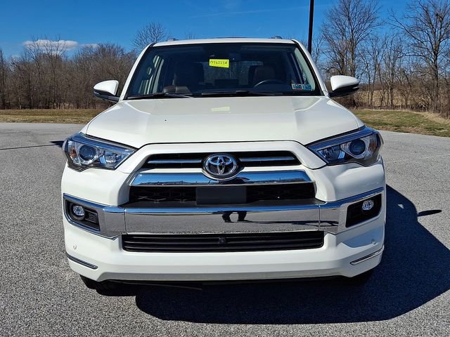 Used 2022 Toyota 4Runner Limited AWD/4WD image 5