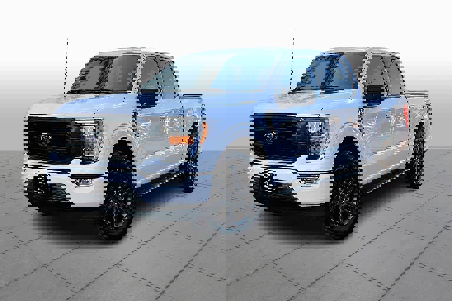 Used 2022 Ford F150 XLT w/ Equipment Group 302A High image 35