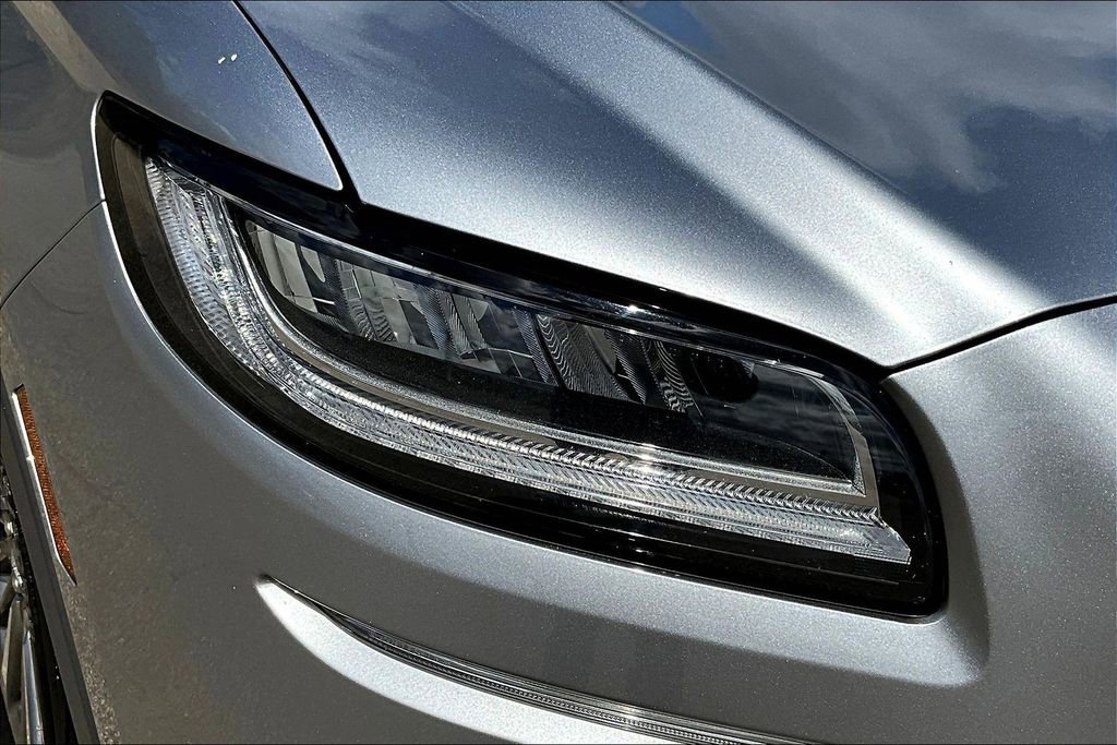 Used 2021 Lincoln Nautilus Reserve FWD image 28