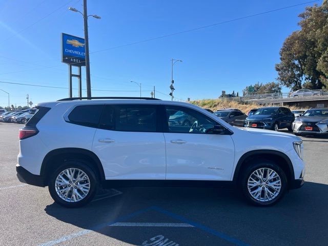 Used 2024 GMC Acadia Elevation AWD/4WD image 5