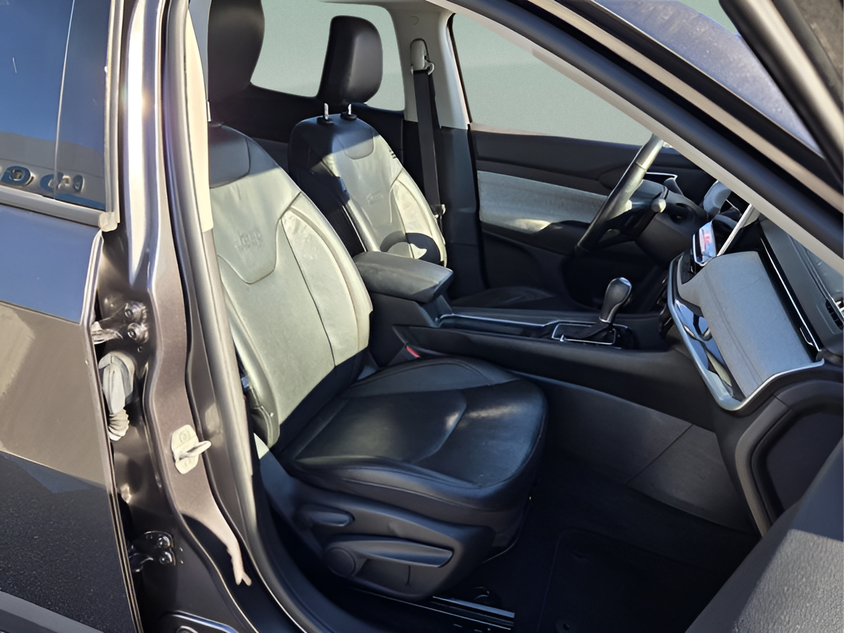 Certified 2022 Jeep Compass Latitude AWD/4WD image 15