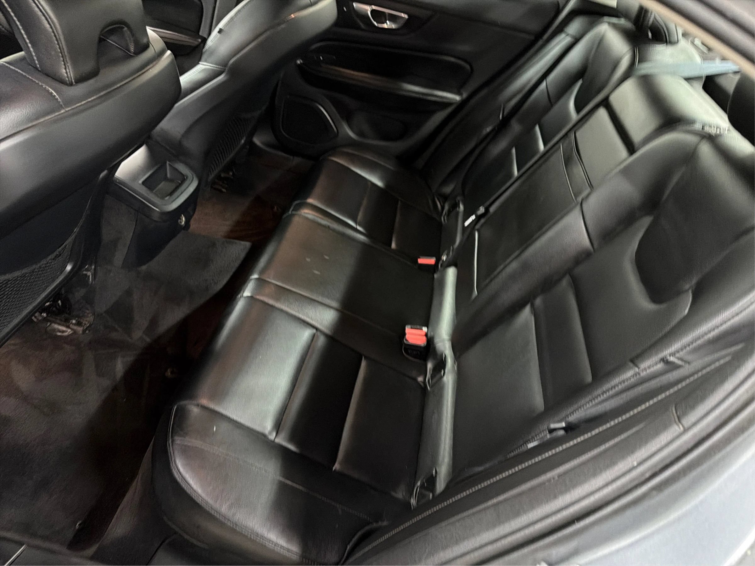 Used 2019 Volvo S60 T5 Momentum w/ Multimedia Package FWD image 29