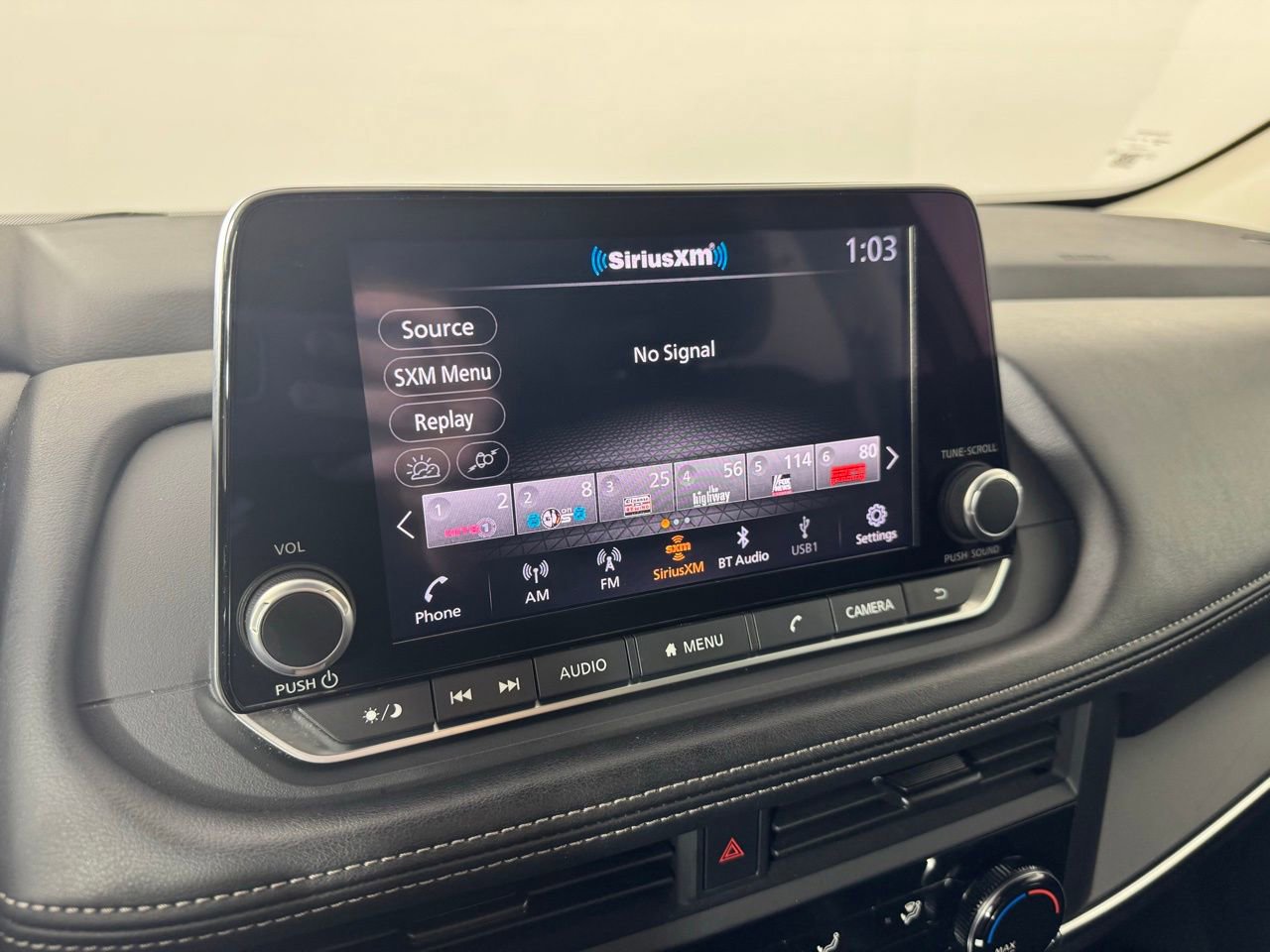 Used 2024 Nissan Rogue S image 21