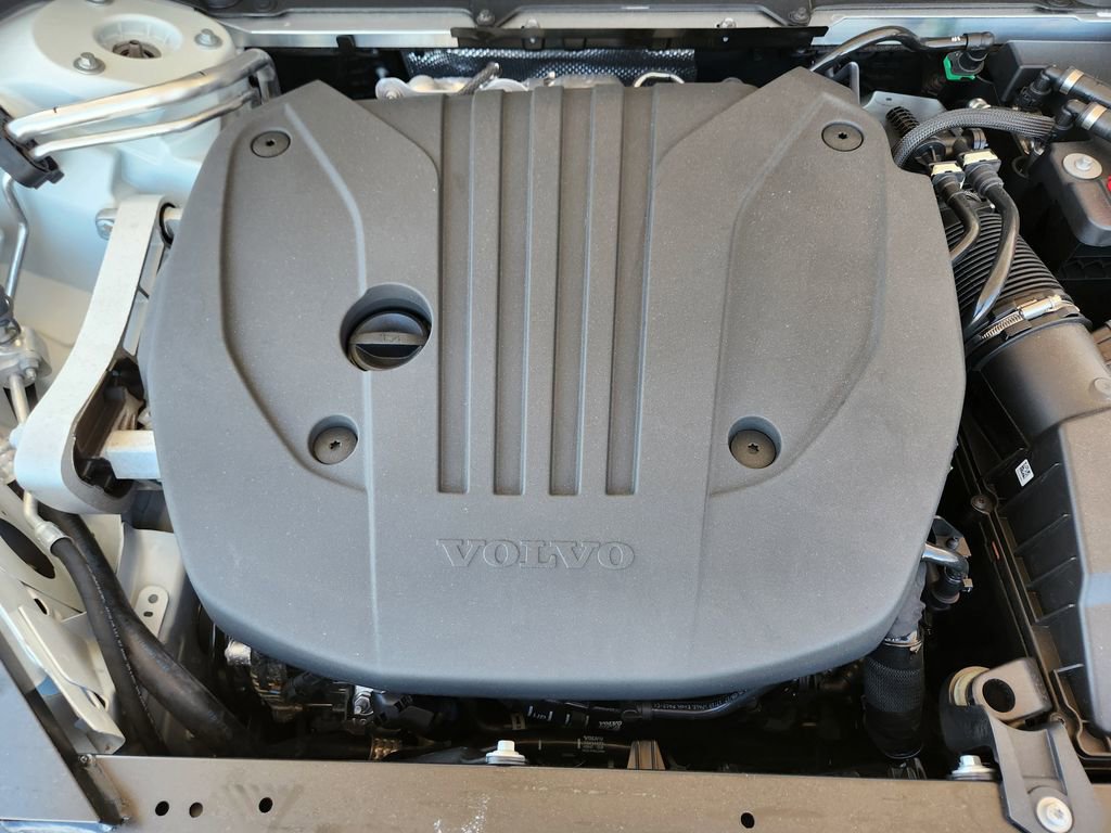 New 2026 Volvo XC60 B5 Plus w/ Climate Package image 19