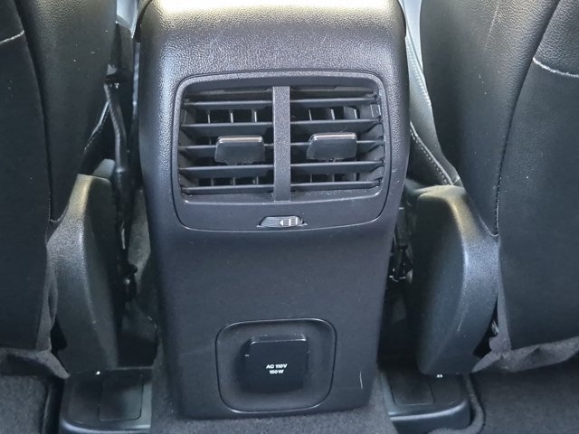 Used 2020 Ford Escape Titanium AWD/4WD image 17
