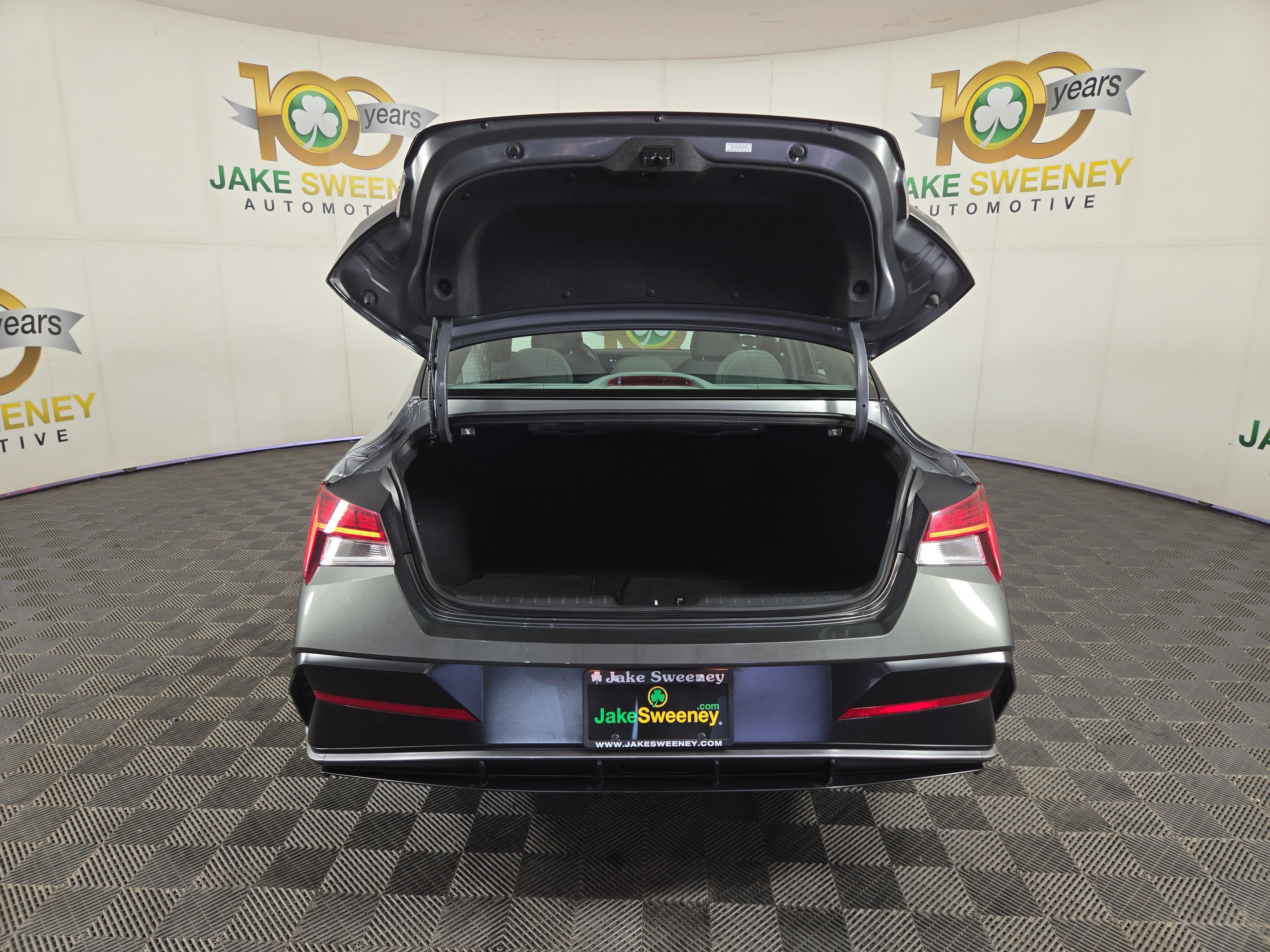 Used 2024 Hyundai Elantra SEL w/ Convenience Package FWD image 34