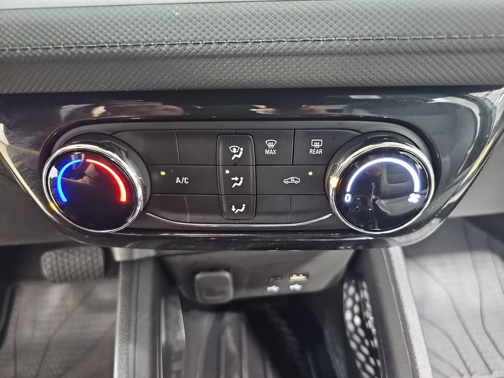 Certified 2024 Chevrolet TrailBlazer LT w/ Driver Confidence Package FWD image 27